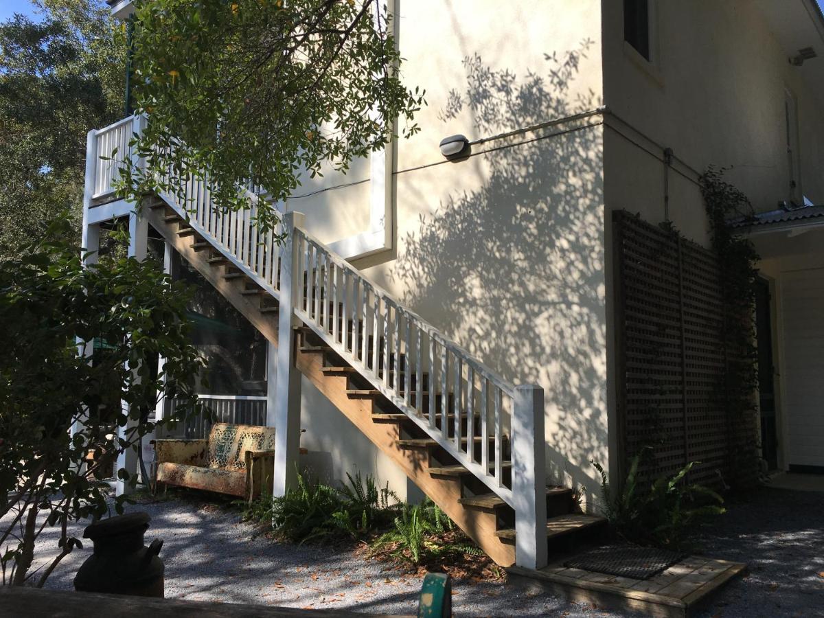 Hibiscus Coffee & Guesthouse Ґрейтон-Біч Екстер'єр фото